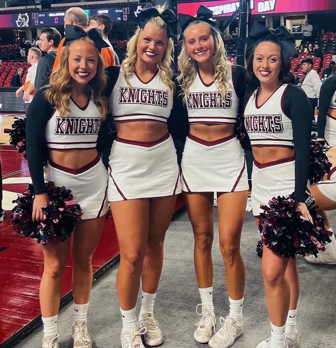 College Cheerleader Holland (Bikini)(Uniform)