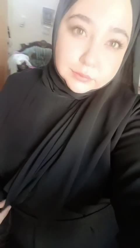 arab hijab girl big boobs