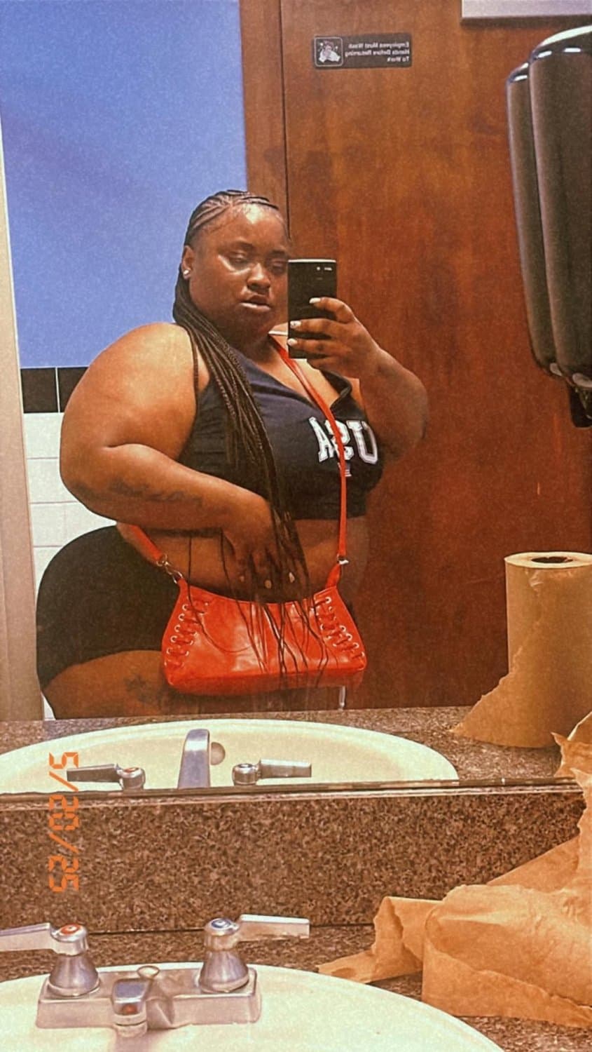 THICK HUGE CHOCOLATE SEXY CHUNKY EBONY SSBBW BBW BIG OLE JUICY ASS GOONER MATERIAL