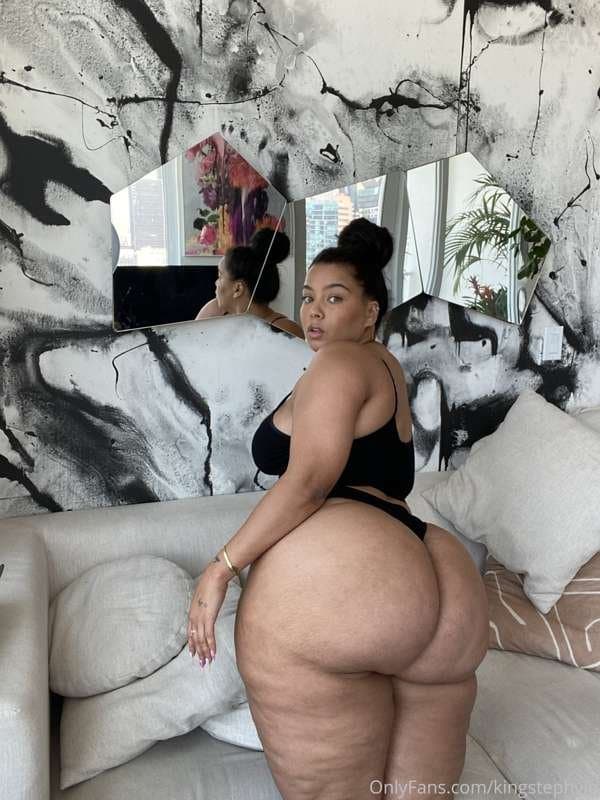 BIG boOtY mAmi St3pH !!