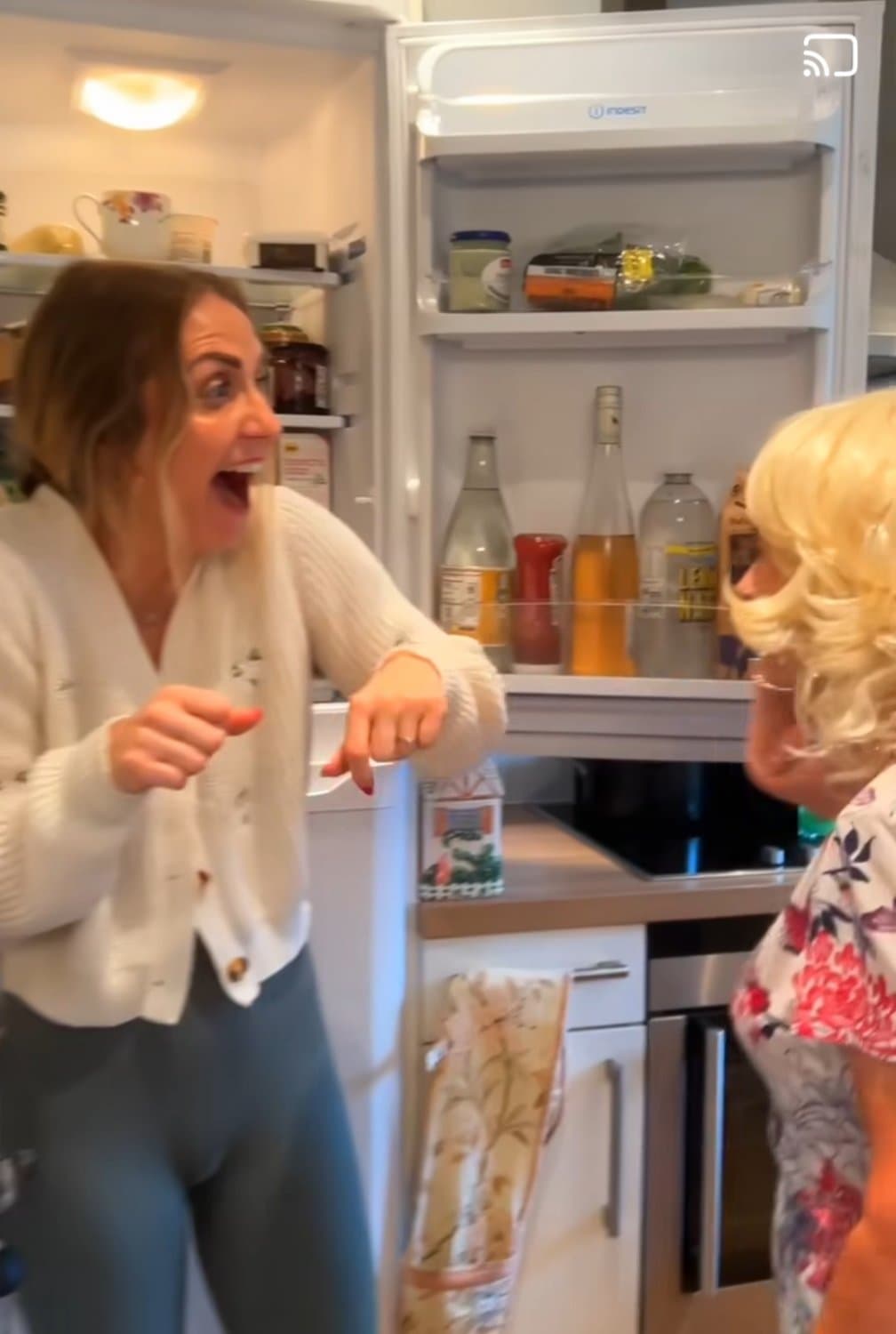 Natalie H. in leggings cameltoe