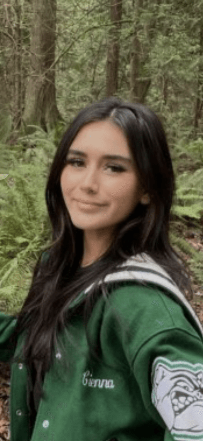 Bikini barista Harlot Caylor Caybae Cienna Navarro selling herself at coffee stand