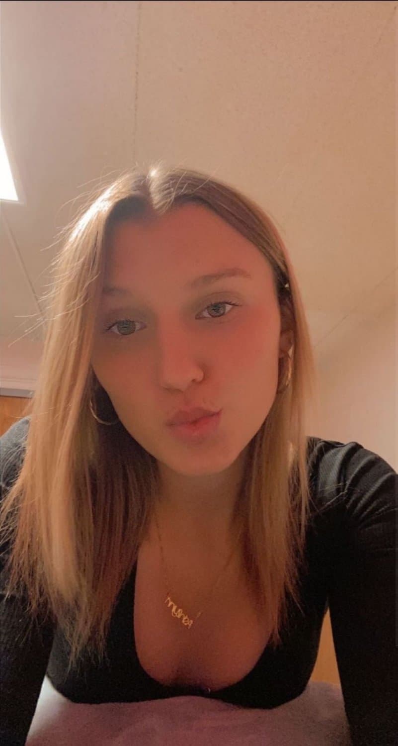 His blonde cumface slut Ashlynn shared