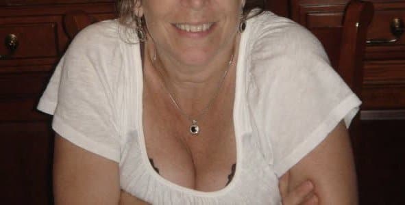 My busty mom. Like her?