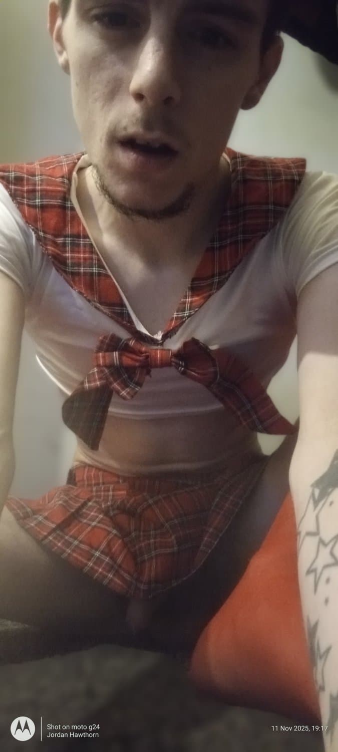 Jordan hawthorn school uniform photo shoot