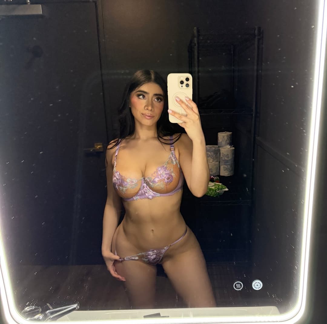 Violet Myers, The Arab With Big Titties