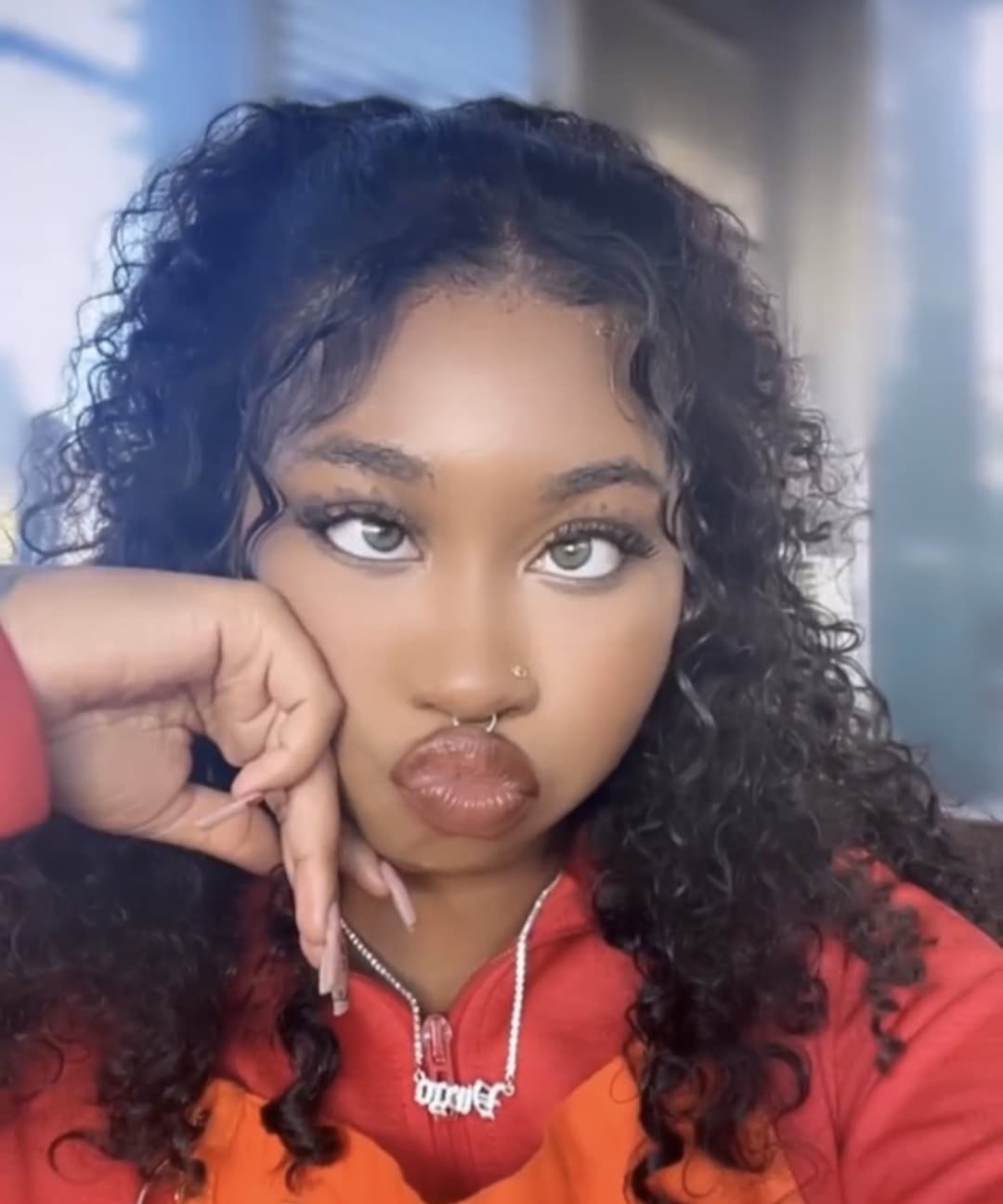 Whose face would you finish on?