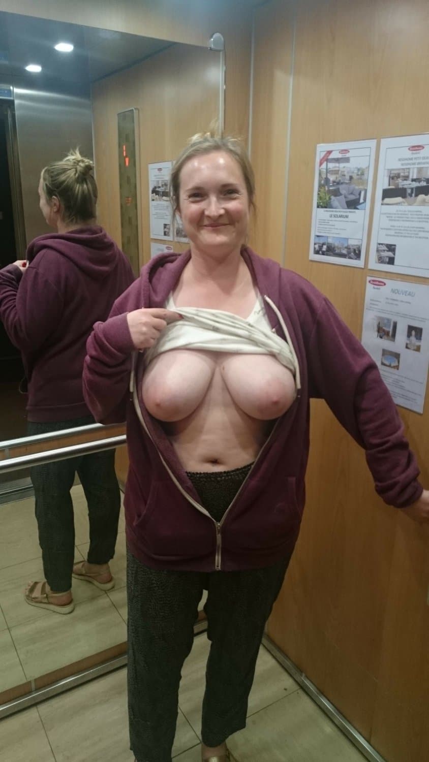 Des seins, des nichons, des nibards....