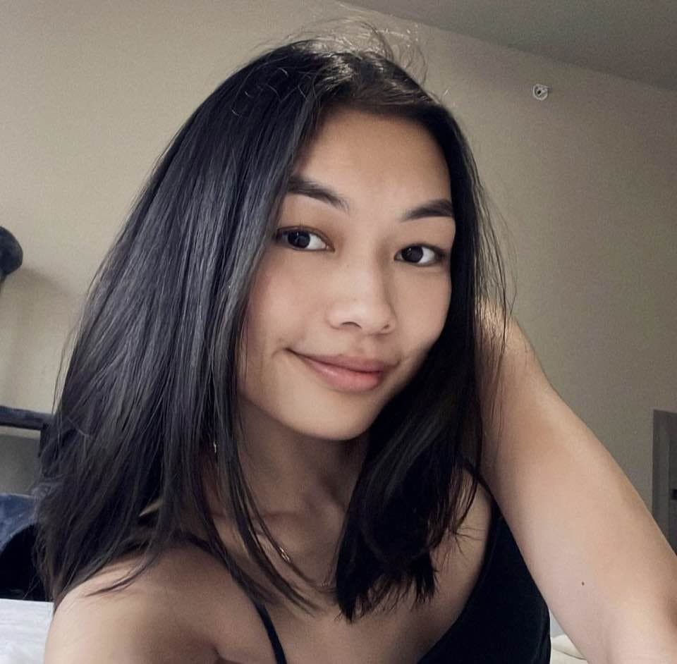 Christina aka tinytina 25yo,Asia, Chinese, USA need some cum. For same treatment Kik JamesDenker85