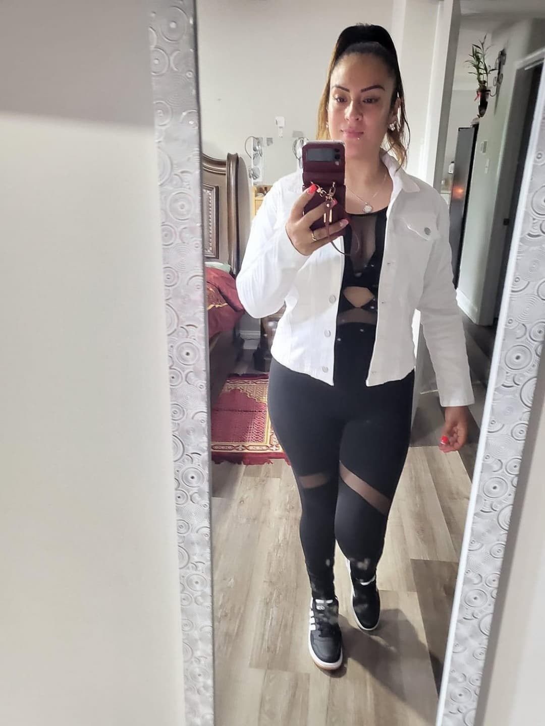 Hermosa Puta cuantos palos le tiran a esta hermosa mexicana ?