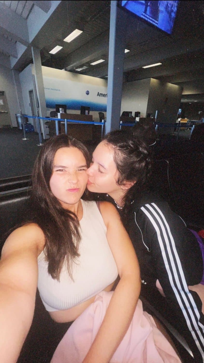 *21 años tiene esta hembra tetona