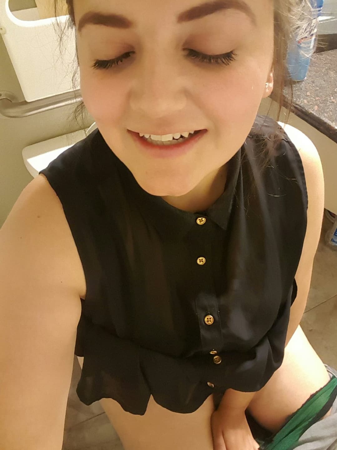 Click to view full size Naughty Office Gurl