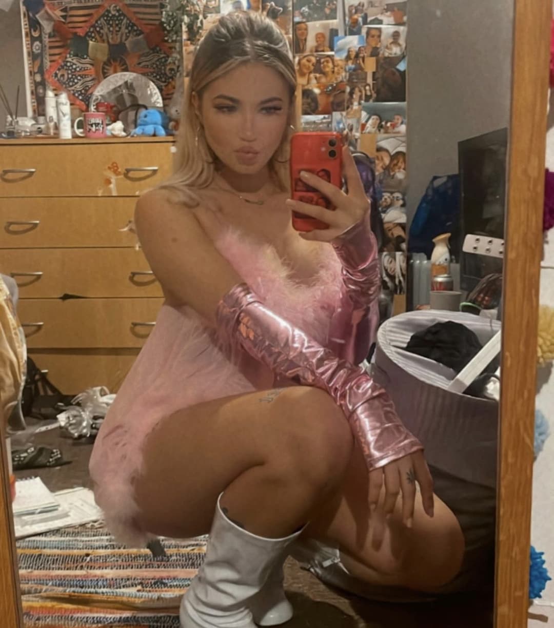 White slut that needs cock needs exposing