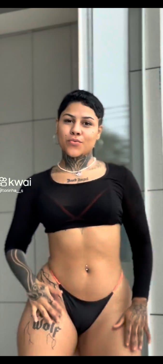 Torinha.Tô batendo muita punheta para essa mulher deliciosa