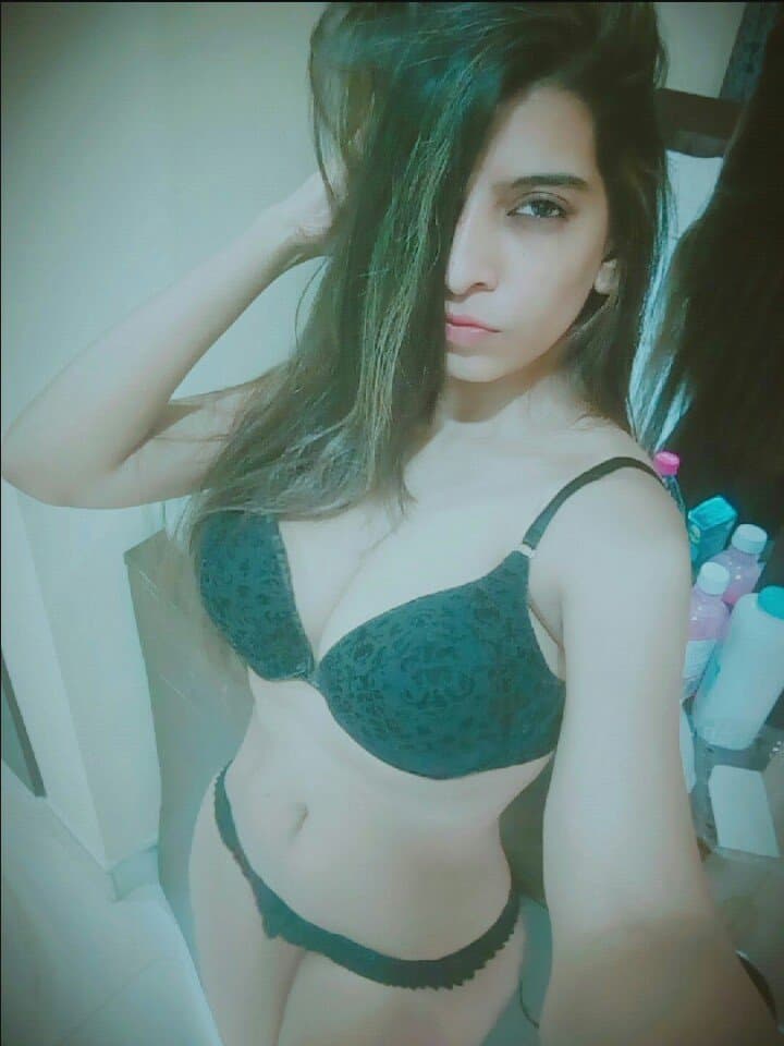 Desi hourglass figure girl stripping