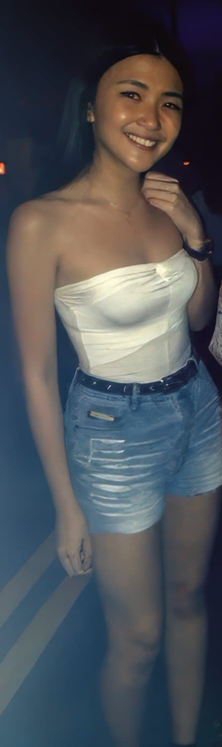 Cute HongKong girl having sex with her white boyfriend