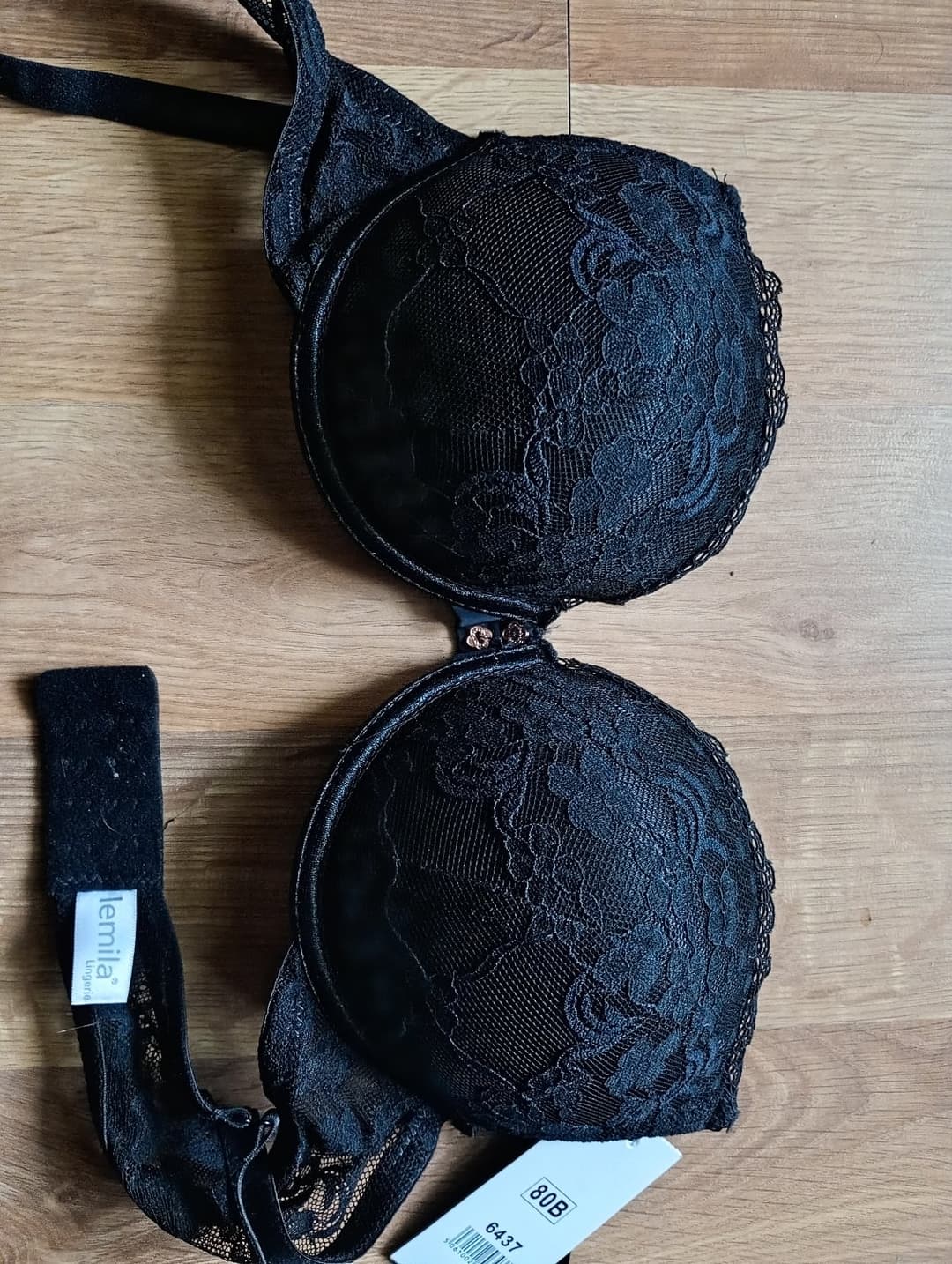 Black bra from mother