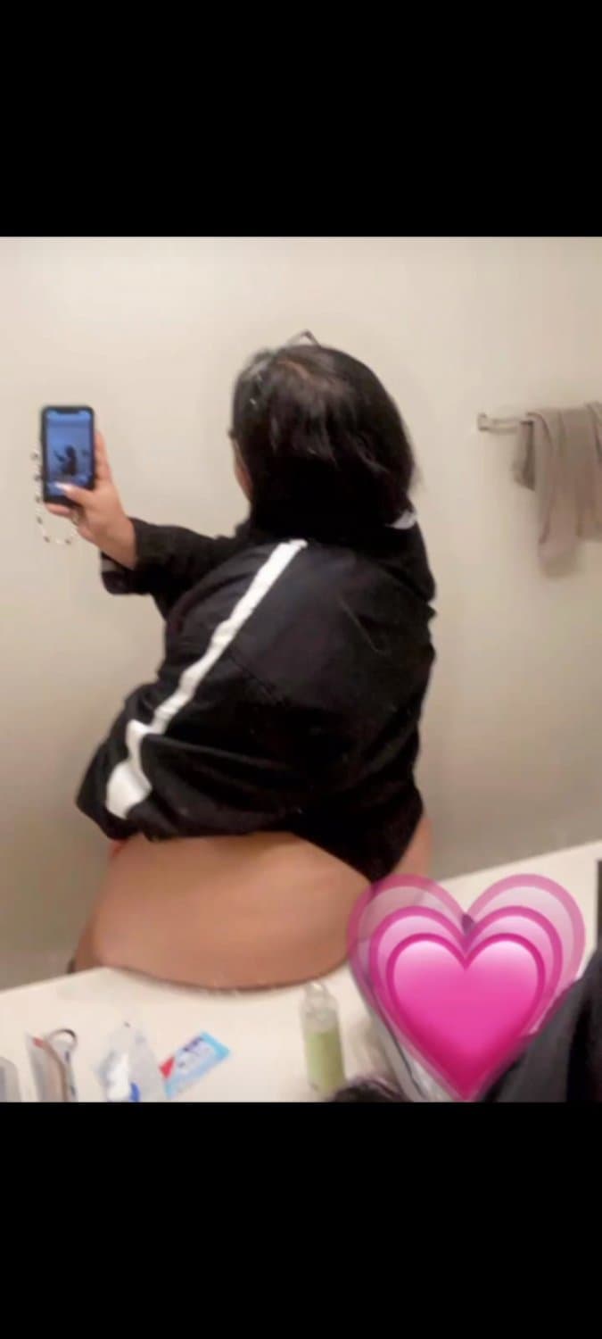 Thic bottomless Hawaiian/Asian big booty makes you wanna bust leaked??
