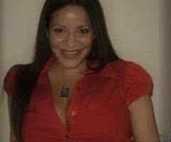 Here we have Alia showing off some very nice tits and ass in a very very old school mardi gras video