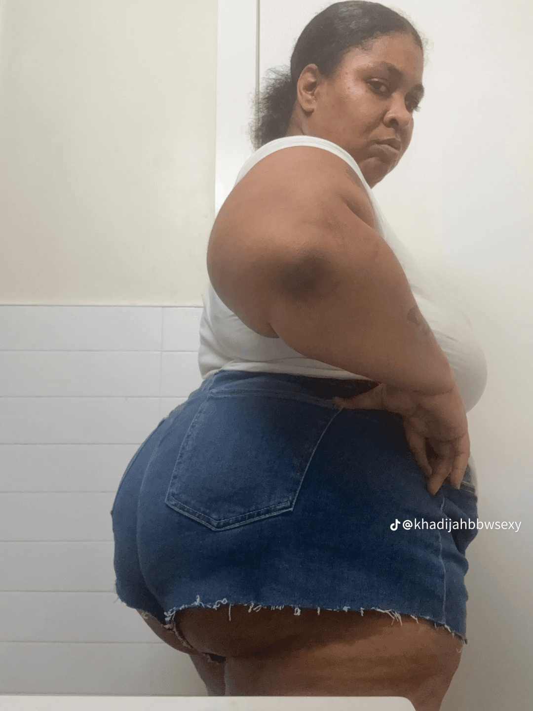 BIG THICK CHUBBY CHUNKY REDBONE BBW SSBBW BIG OLE JUICY ASS GOONER MATERIAL