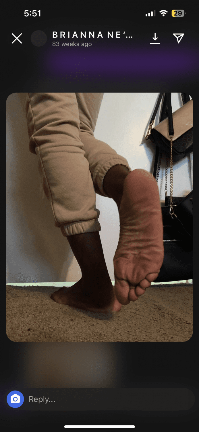 BRI AKA BBYG1r thebnecole HAS THE PRETTIEST FEET IN THE WORLD!!