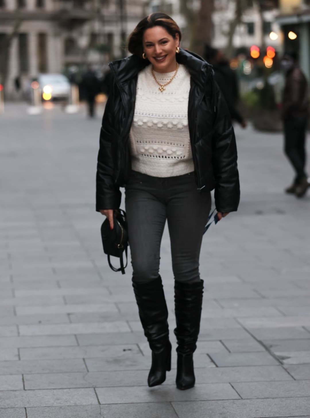 Kelly Brook - Black Knee High Leather Boots