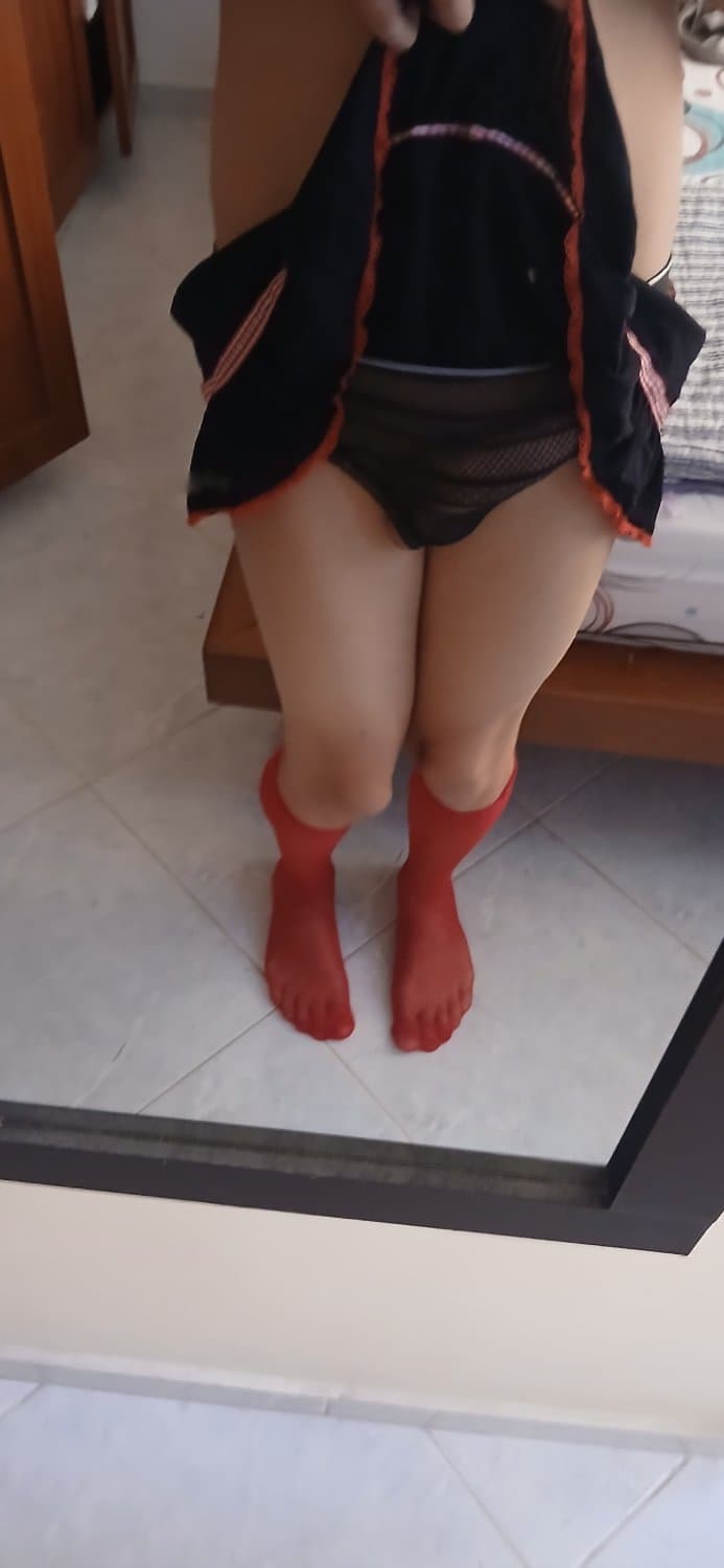 Femboy doing femboy  things :3