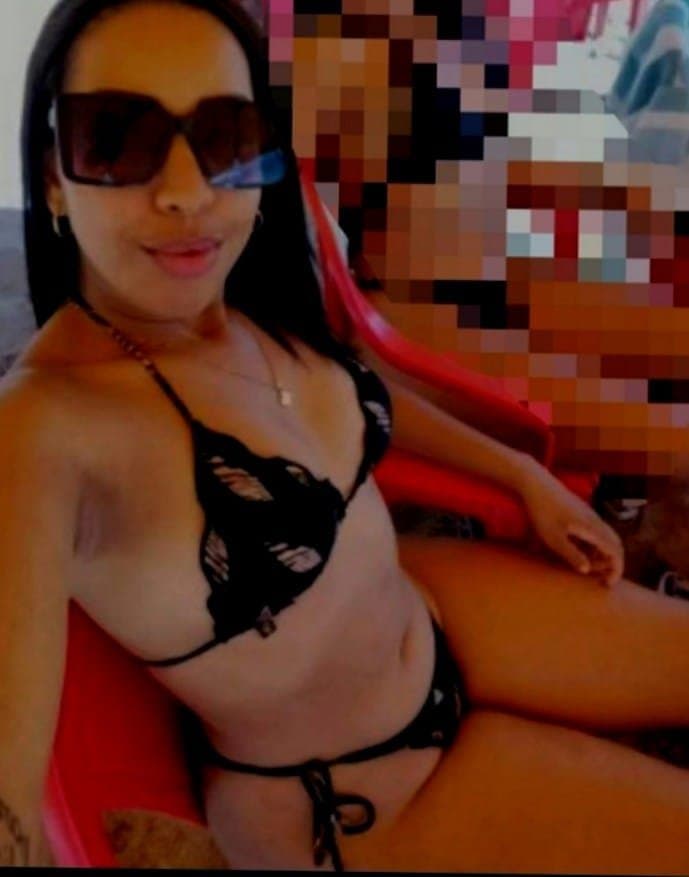 Das irmãs vc vai de qual magrinha ou a rabuda? Alana ou Alana ?