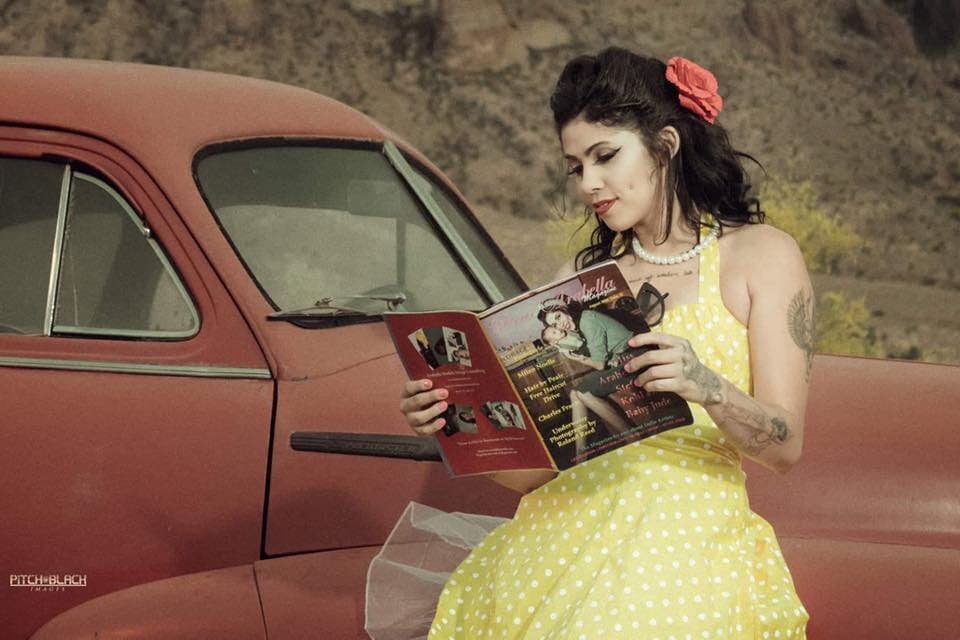 Wonder if this "Cindy" was thinking about her belly dancing or stand up act with his dick up her ass