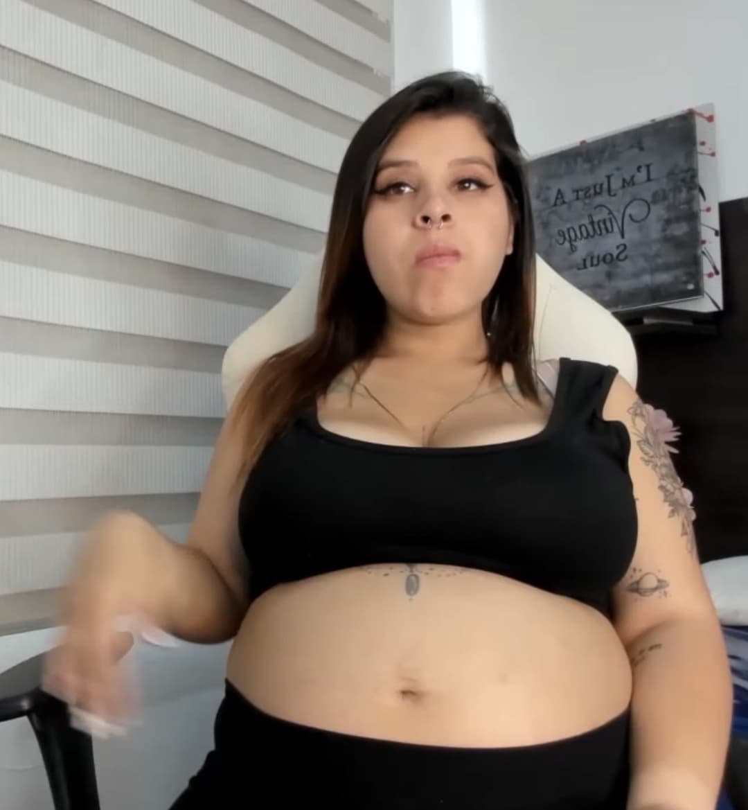 Click to view full size Pregnant Camwhores Pt. 8