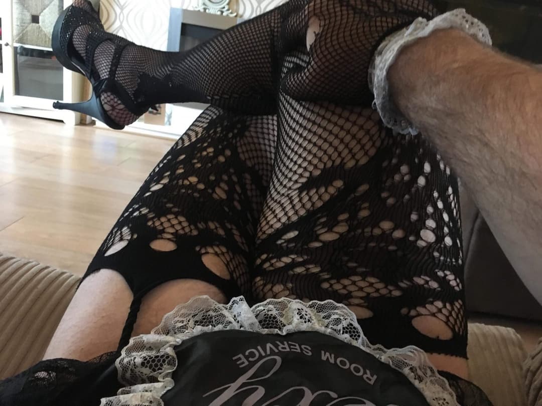 Click to view full size Jason cross sissy cross dresser from bath uk