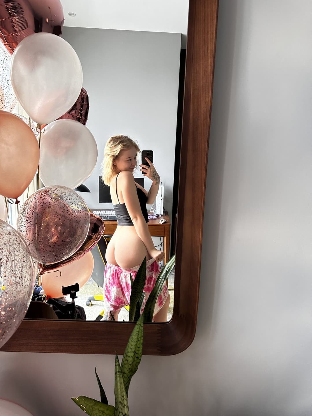 I spent all day cleaning my house today, now I want to play ?