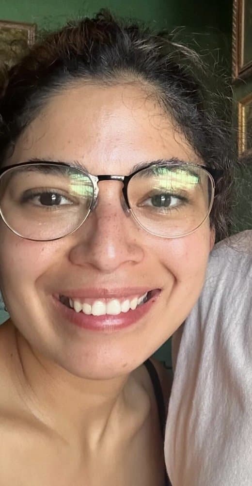 Latina slim thick big hips