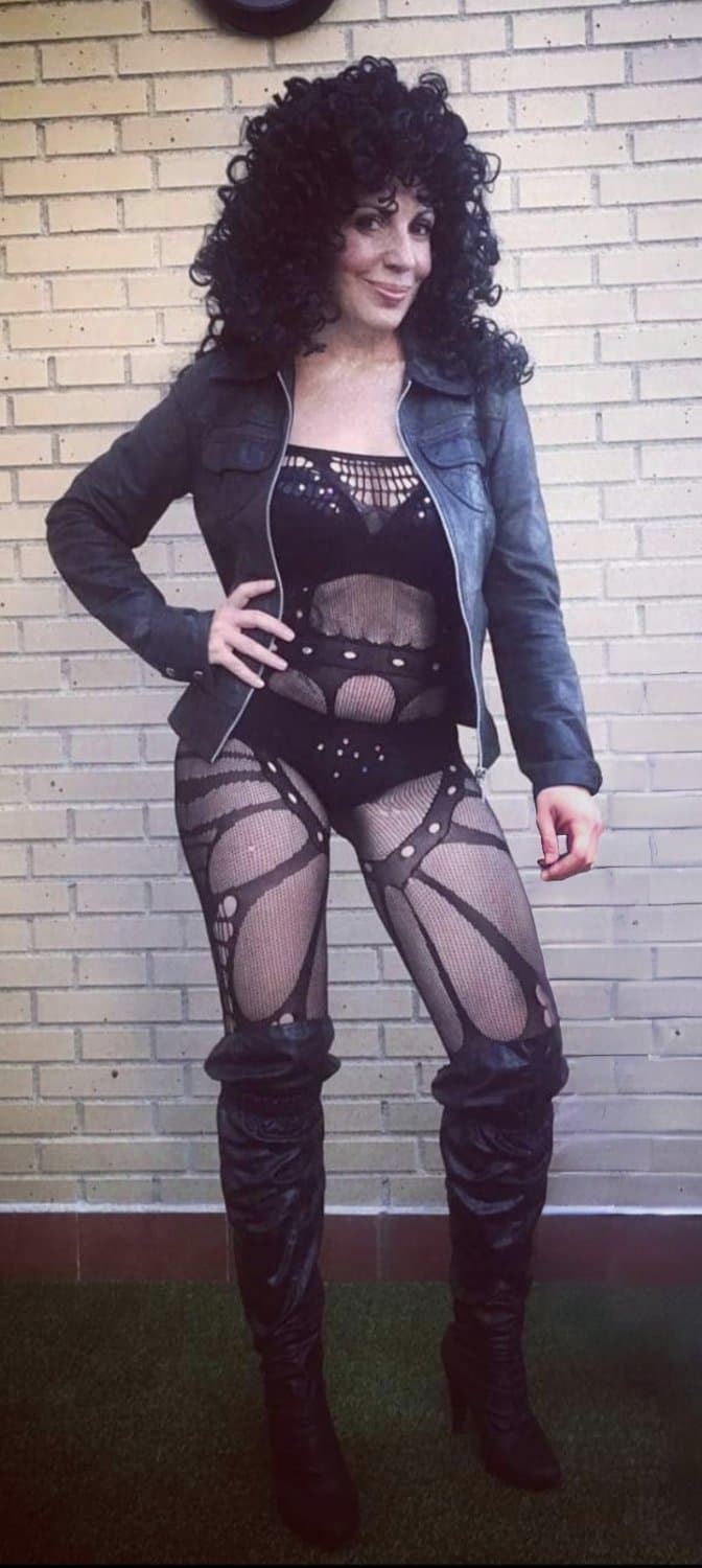 Spanish sexy mature dancer  - ask for details