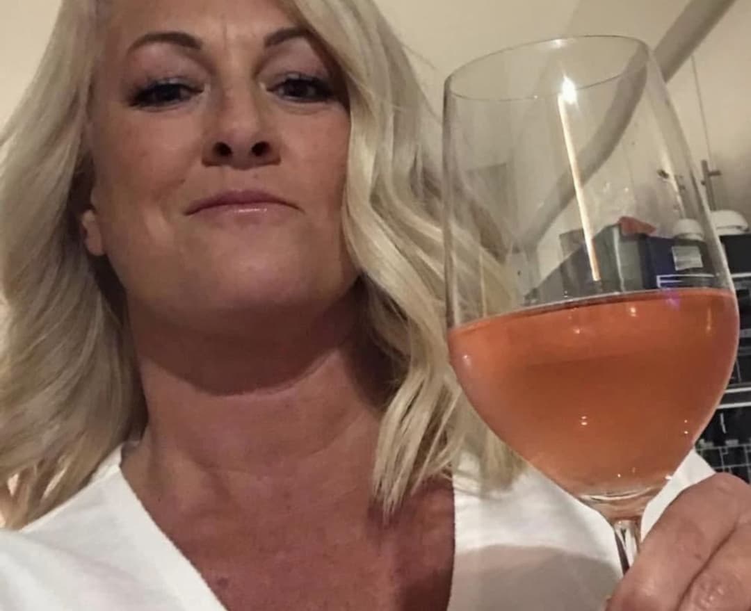 Conservative milf caught naked in public on camera