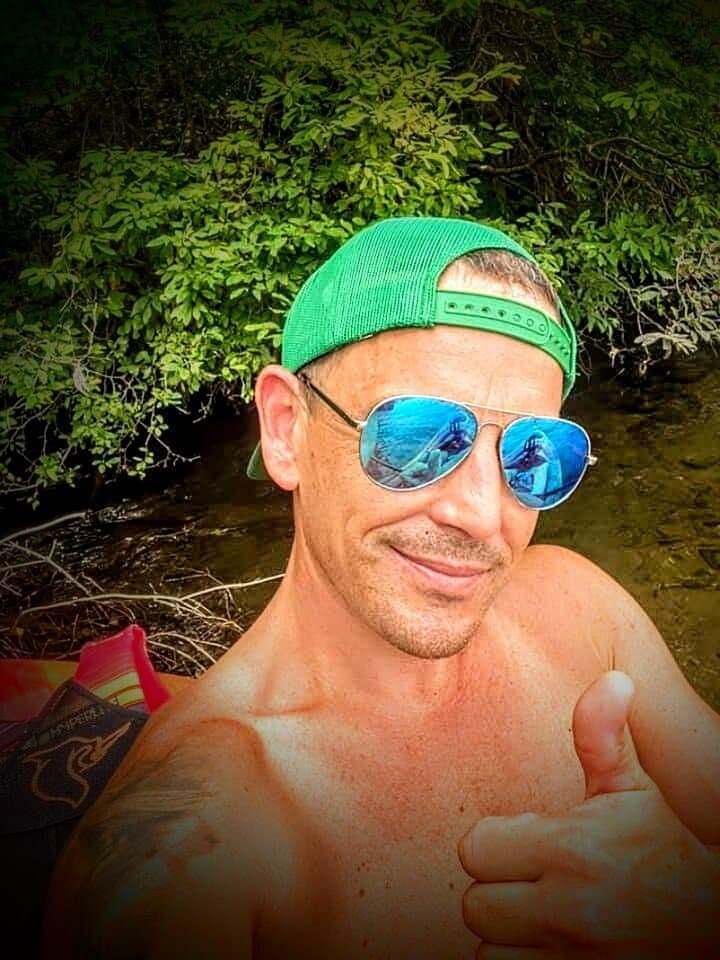 Top jock engineer Adam in action!