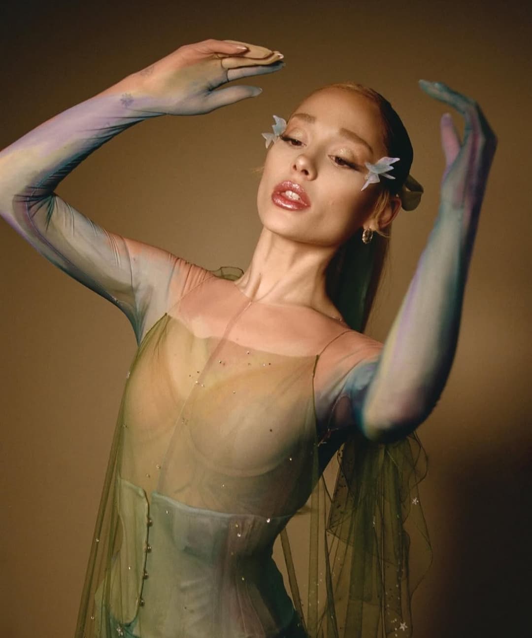 Ariana Grande is my favourite and only porn ??