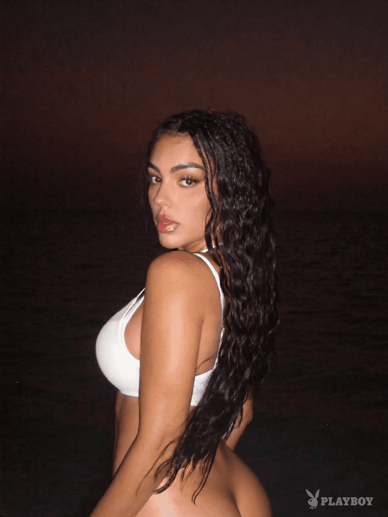 Georgina Rodriguez ensaio proibido da Playboy ( banned Playboy photoshoot)