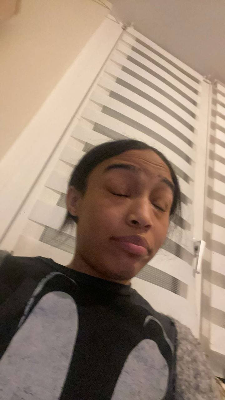 Nassima 20yo beurette française