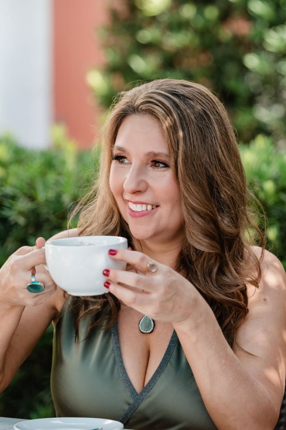 Crazy psychic woman thinks the internet forgot when she flashed her nice titties at Mardi Gras