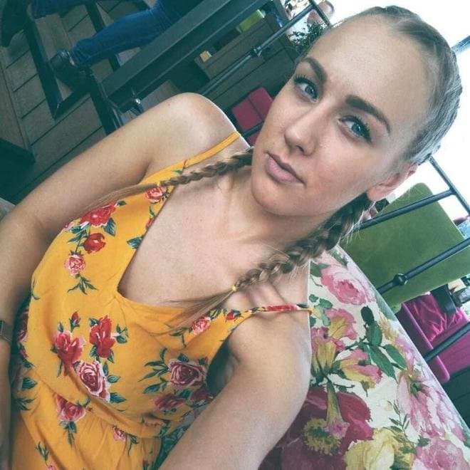 Sanela 30yo Serbian-Hungarian