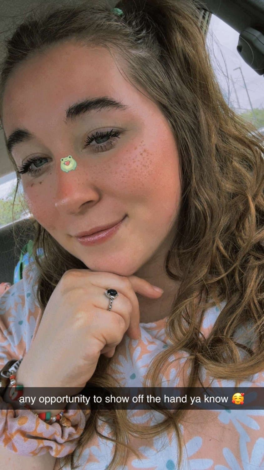 Click to view full size This Big Beautiful Woman Loves Cum