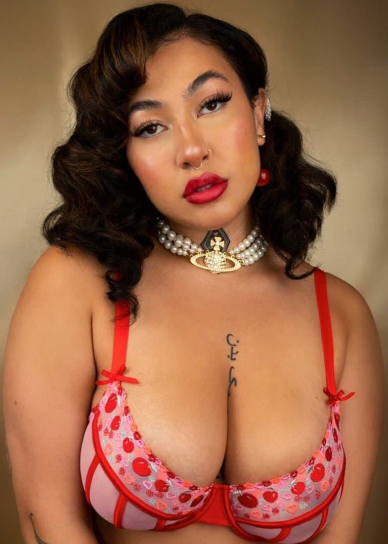 Request.. Polynesian?? Baddie..