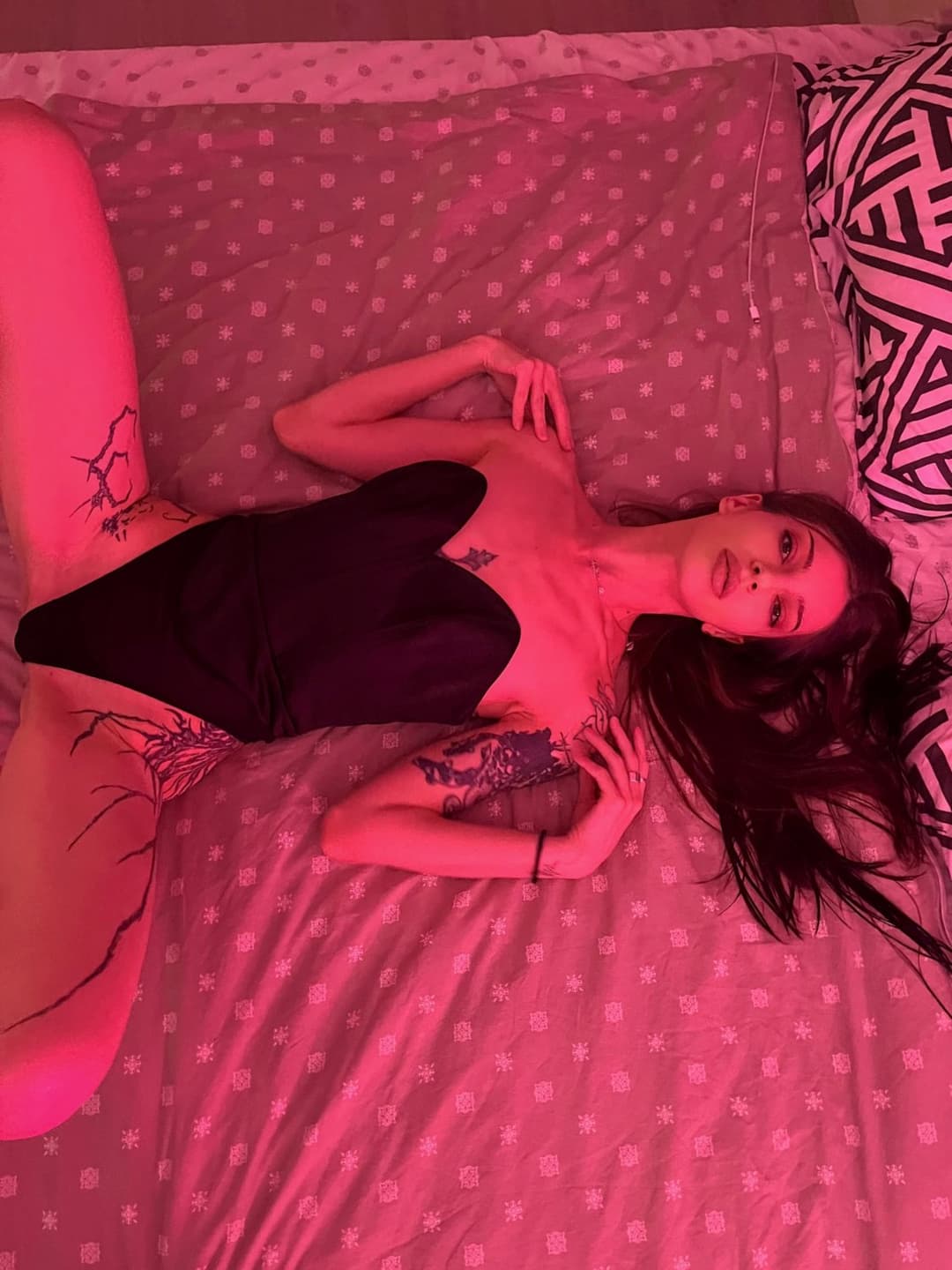 Shameless thirst trap