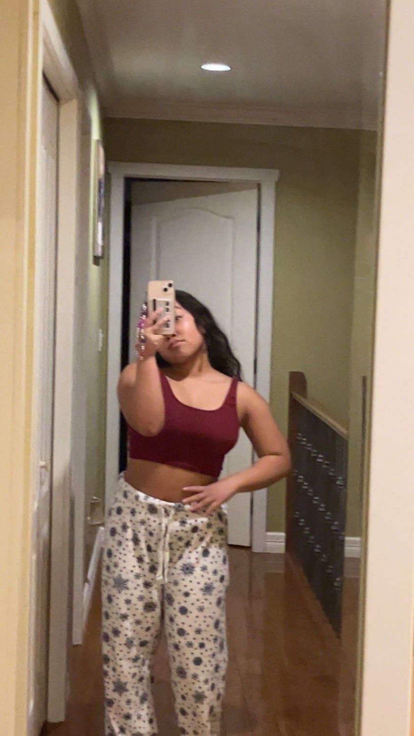 Monique 19 Dm my telegram @Brad_williams to get your girl shown or to see more.