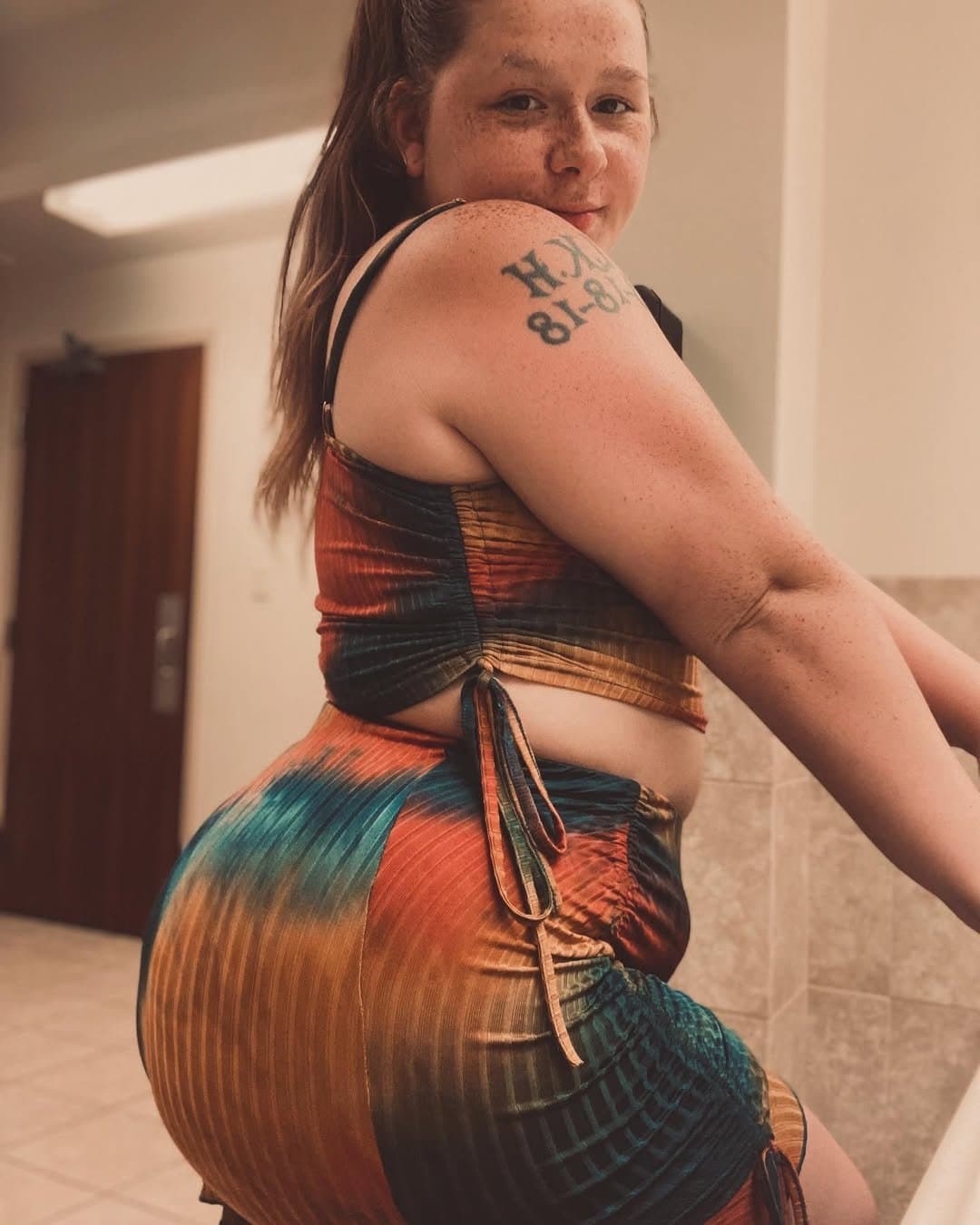 Redhead milf (post her pregnant in an earlier post)