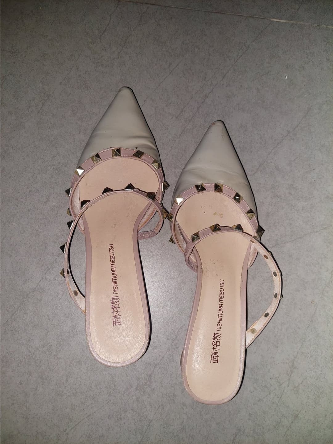 Click to view full size Asian shoes and cum