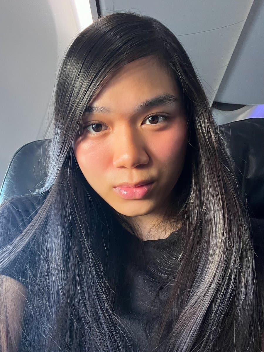 [FURRY] ??? vietnamese nonbinary femboy with a cute face (ņöväfłüffÿħüşķŷ)