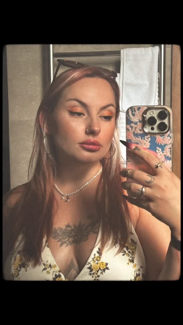 Serbian Tatted Bimbo Jelena Flaunting Body For Validation (NN)