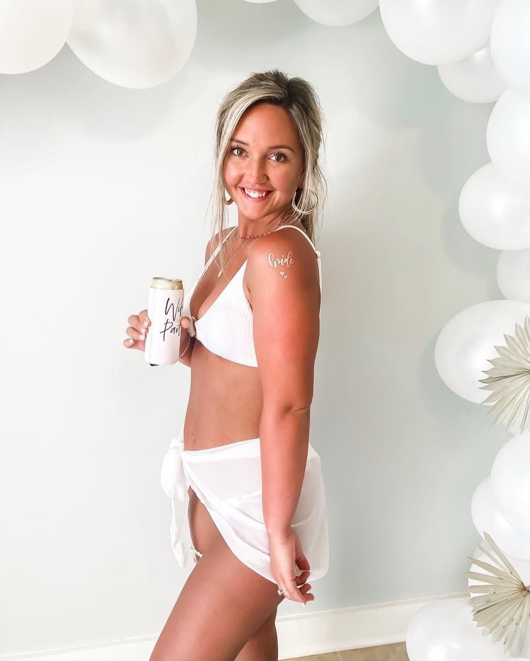 Hot Southern wife and mama Instagram influencer.